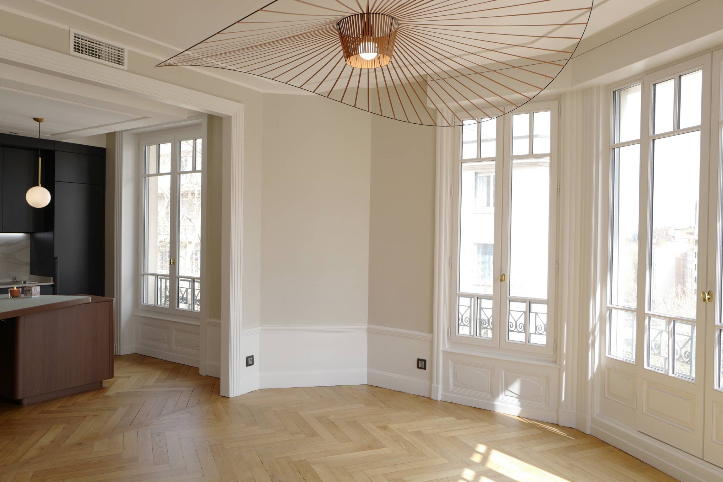 d&eacute;couvrez nos conseils et astuces pour r&eacute;ussir la r&eacute;novation de votre appartement : &eacute;tapes cl&eacute;s, id&eacute;es d&eacute;co, budget et professionnels &agrave; contacter pour transformer votre espace de vie selon vos envies.