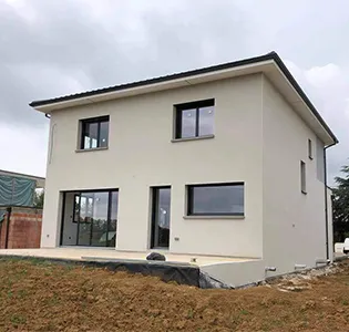 confiez vos projets de r&eacute;novation en &icirc;le-de-france &agrave; des professionnels qualifi&eacute;s. r&eacute;novation d'appartements, maisons ou bureaux : obtenez un devis gratuit et des conseils personnalis&eacute;s pour r&eacute;ussir vos travaux en idf.