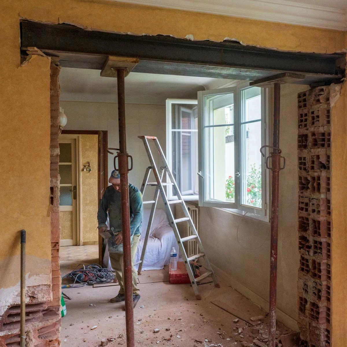 confiez votre rénovation intérieure en île-de-france à des professionnels expérimentés. solutions sur mesure, conseils personnalisés et finitions de qualité pour tous vos projets de rénovation.
