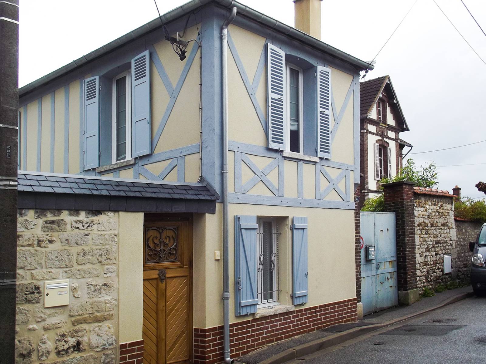 d&eacute;couvrez nos services de r&eacute;novation pr&egrave;s de chez vous : travaux de qualit&eacute;, accompagnement personnalis&eacute; et devis gratuit pour tous vos projets d'am&eacute;lioration de l'habitat.