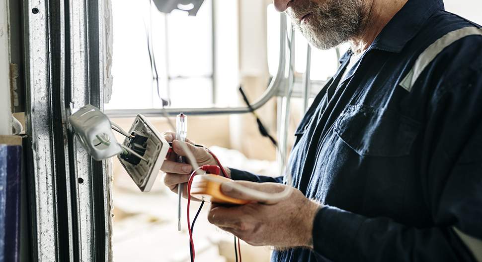 d&eacute;couvrez les tarifs adapt&eacute;s et les astuces pratiques pour choisir un &eacute;lectricien &agrave; bonneuil, garantissant qualit&eacute; et &eacute;conomie pour vos travaux &eacute;lectriques.