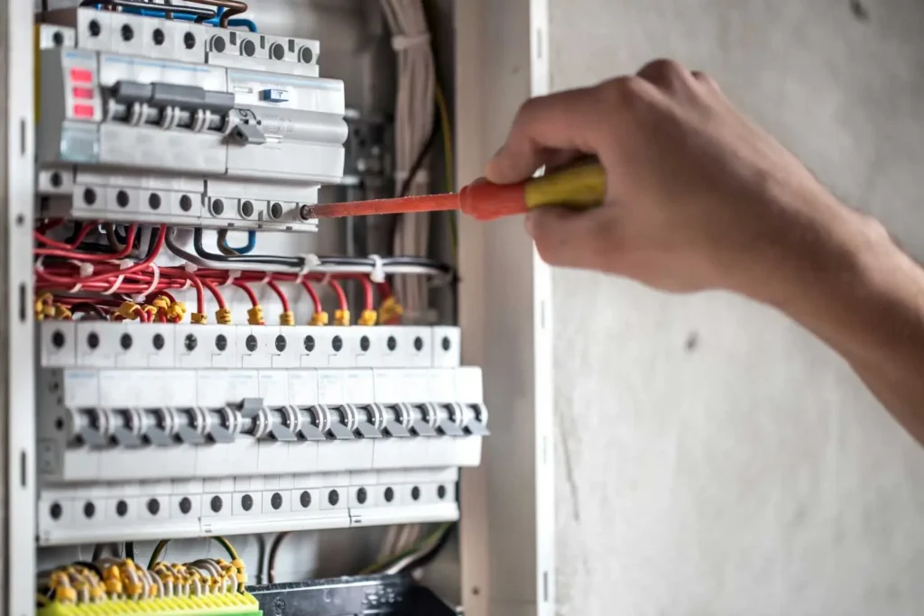 découvrez les tarifs compétitifs et les astuces pratiques pour choisir un électricien à bonneuil, afin de garantir des travaux électriques sûrs et de qualité.