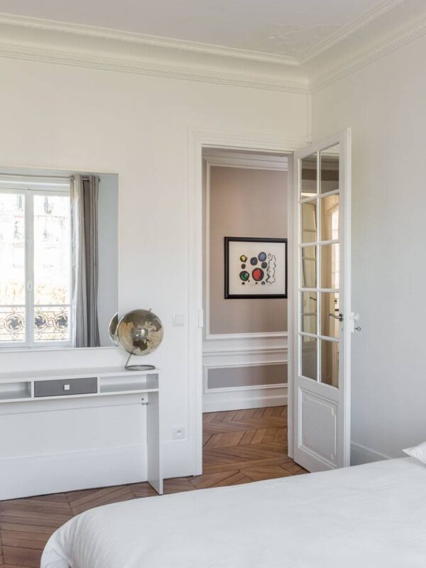découvrez nos services experts de rénovation de logement à paris pour transformer votre espace en un lieu moderne et confortable, alliant qualité et savoir-faire local.